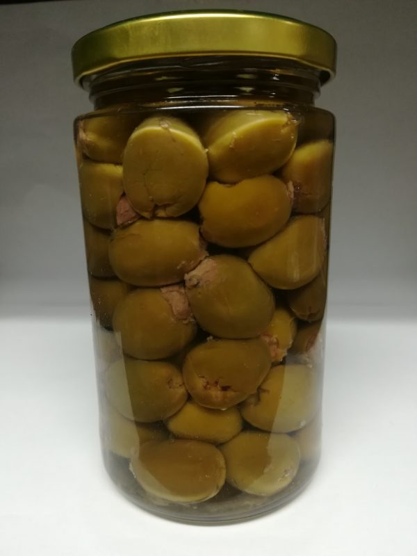 Marinirane olive polnjene s slanim inčunom